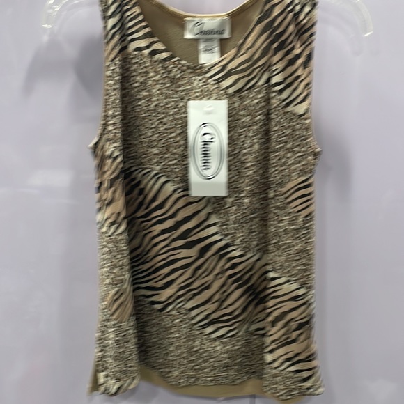 Channa animal print two pc twin set. Sz small. - Picture 5 of 8